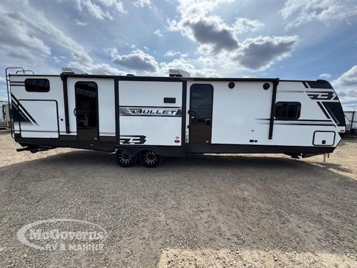 2025 Keystone RV Bullet Premium 330BKQ