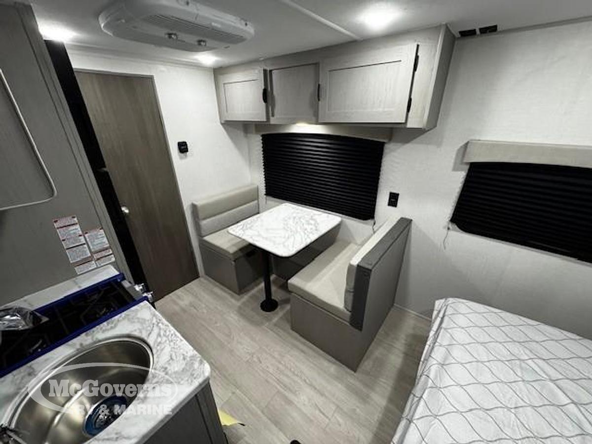 2026 Coachmen Clipper 17CFQ