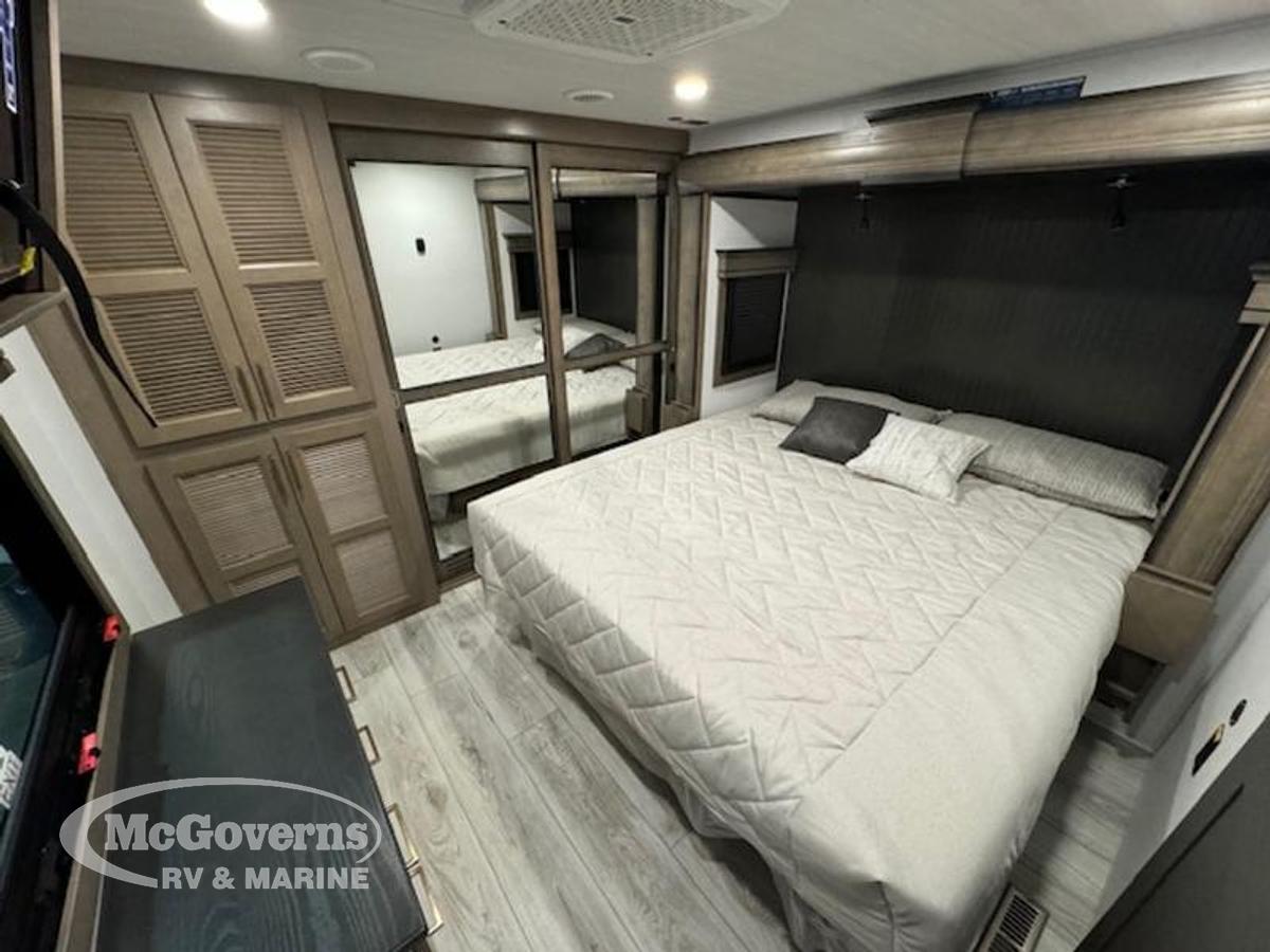 2025 Keystone RV Montana 3941FO