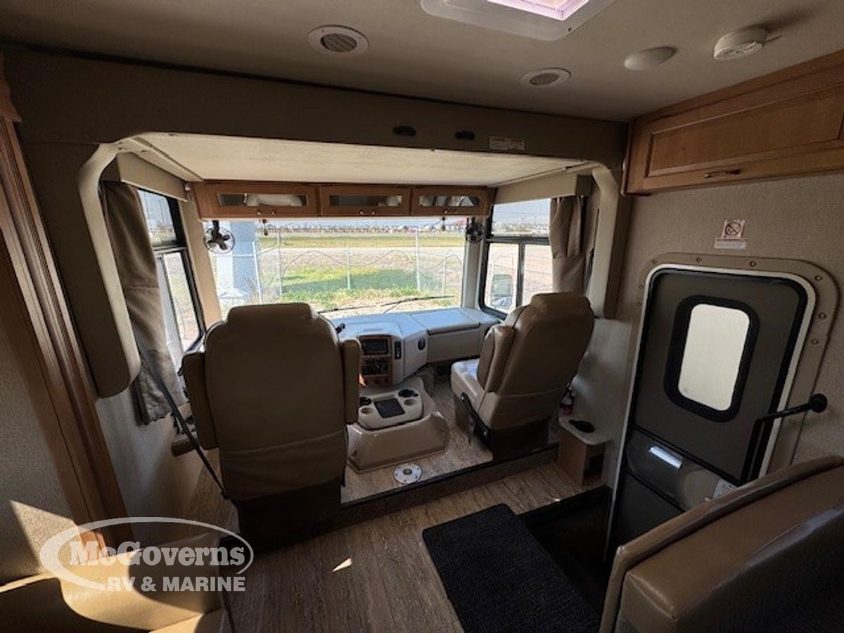 Used 2018 Thor Motor Coach Hurricane 29M