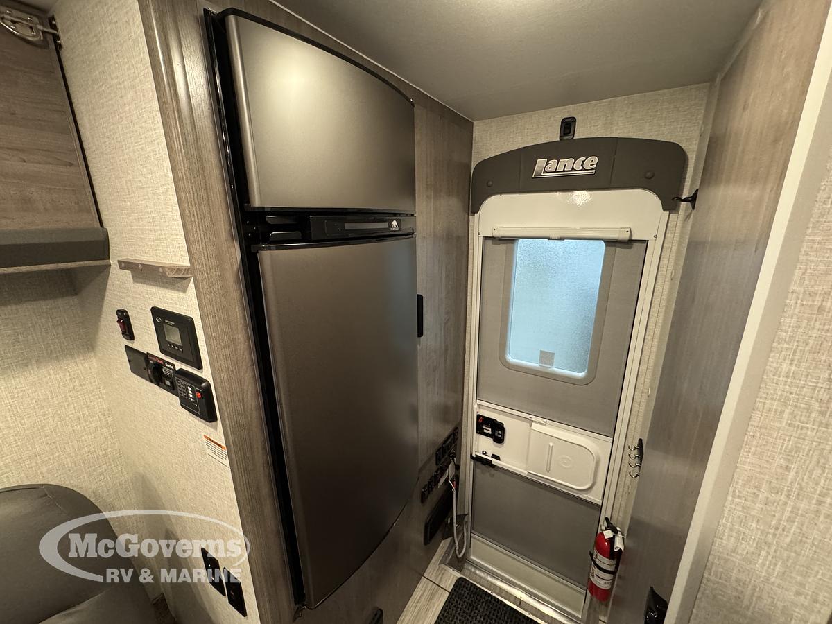 2026 Lance Truck Camper 960