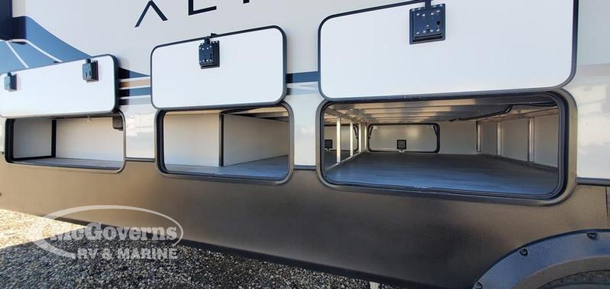 2024 Keystone RV Alpine 3700FL