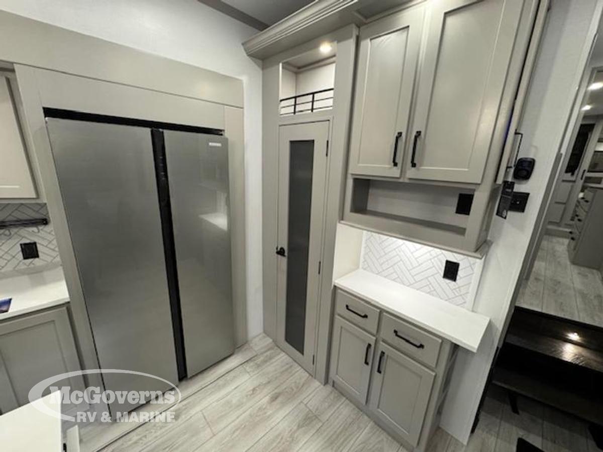 2025 Keystone RV Montana High Country 351BH