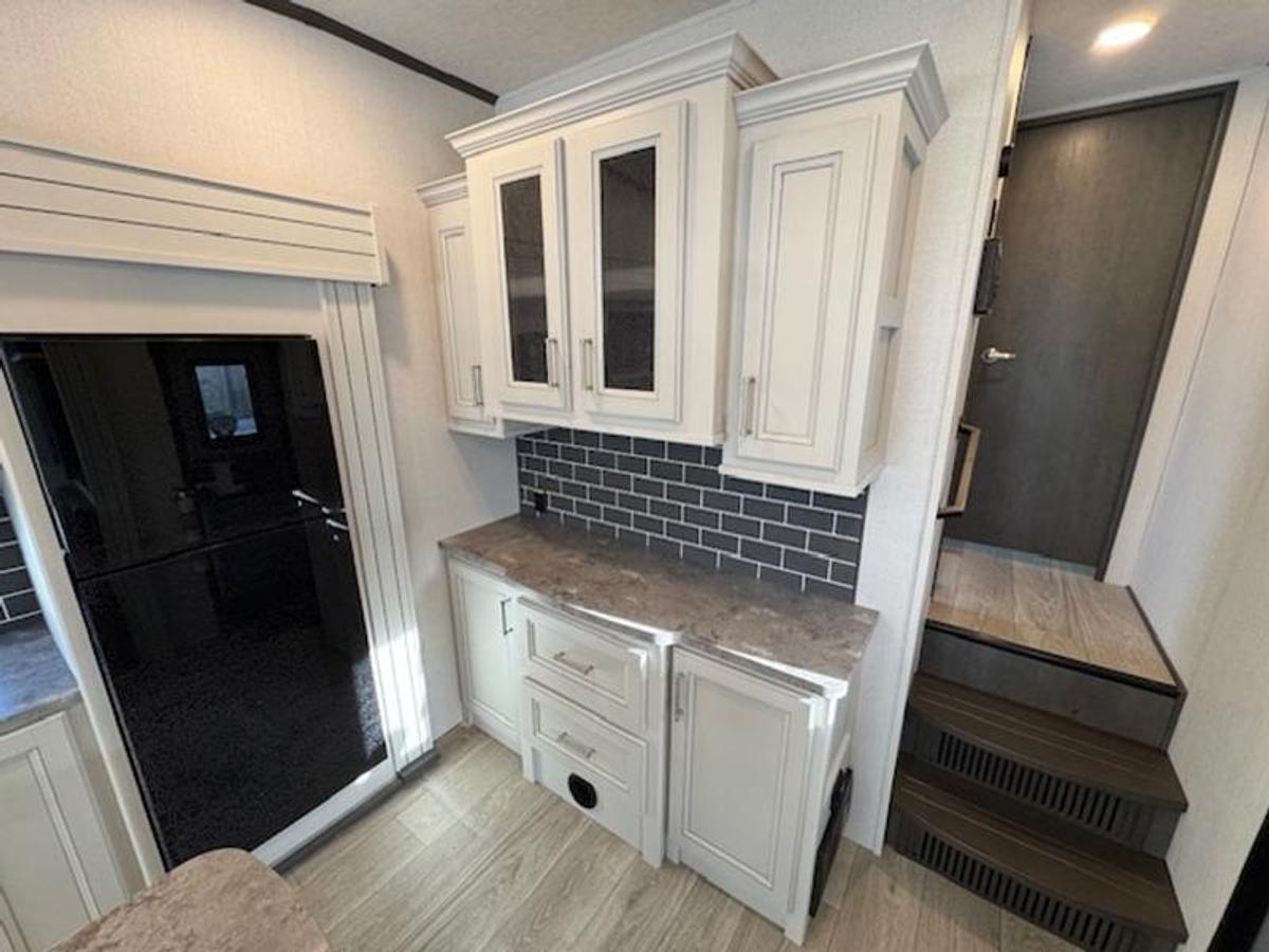 2025 Keystone RV Cougar Half-Ton 29RLI