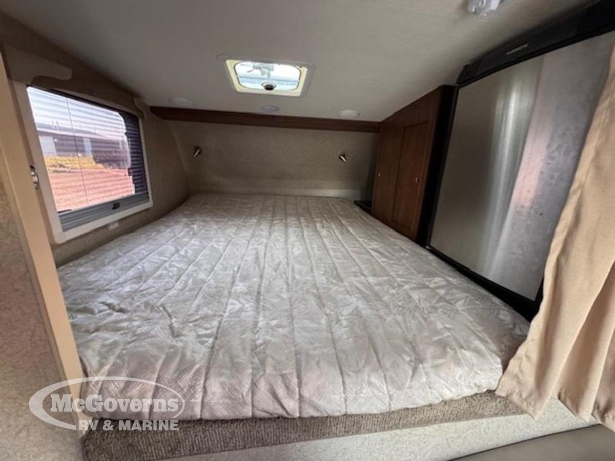 Used 2019 Lance  Truck Camper 650