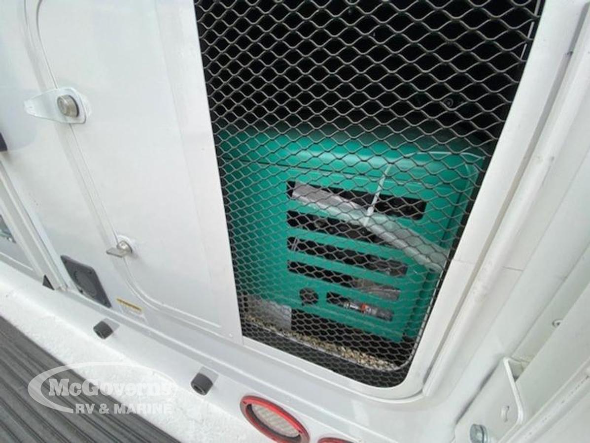 2023 Lance Truck Campers Short Bed 855S