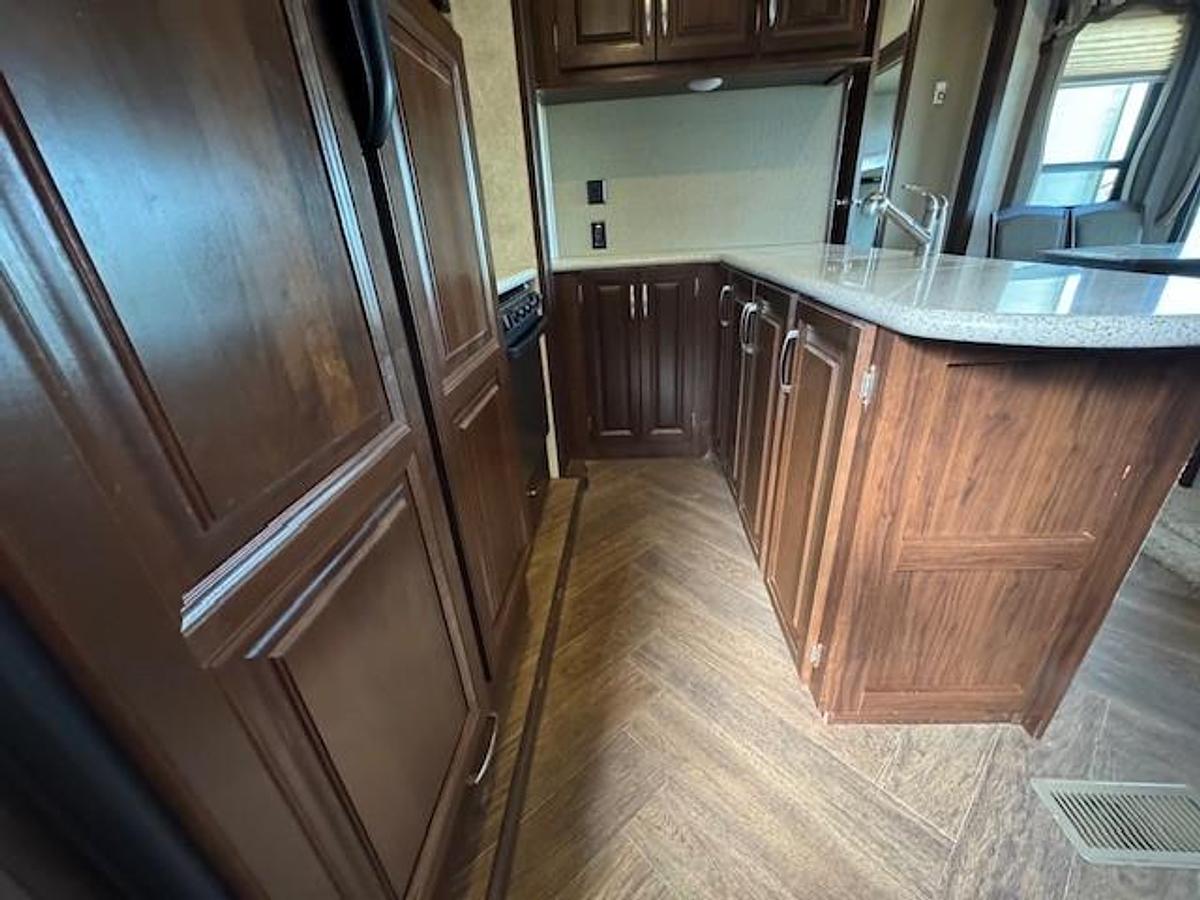 Used 2015 Keystone RV Keystone Mountaineer Mountaineer 356TBF - Dealer Stock