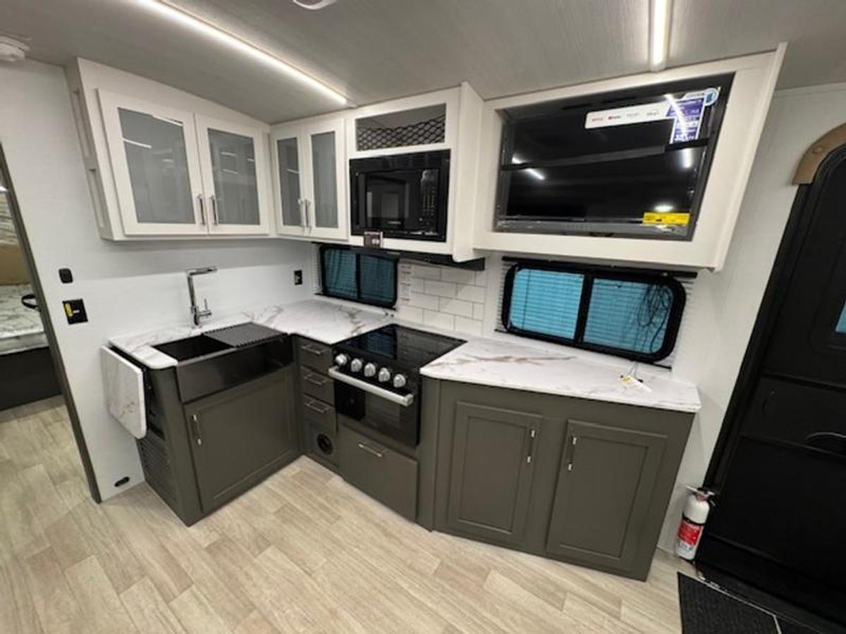 2025 Keystone RV Bullet Crossfire 2530RDWE