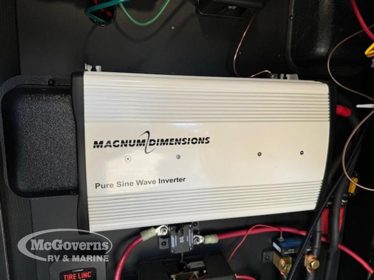 2025 Keystone RV Montana 3941FO