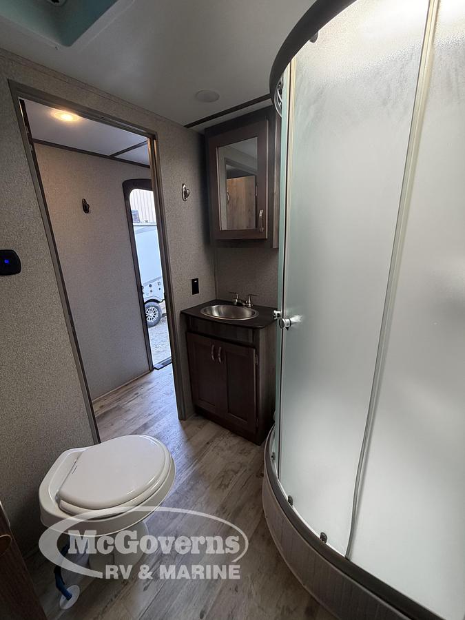 Used 2018 Keystone RV Sprinter 312MLS