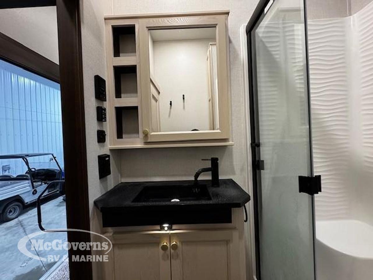 2026 Cedar Creek Cottage 40CCK