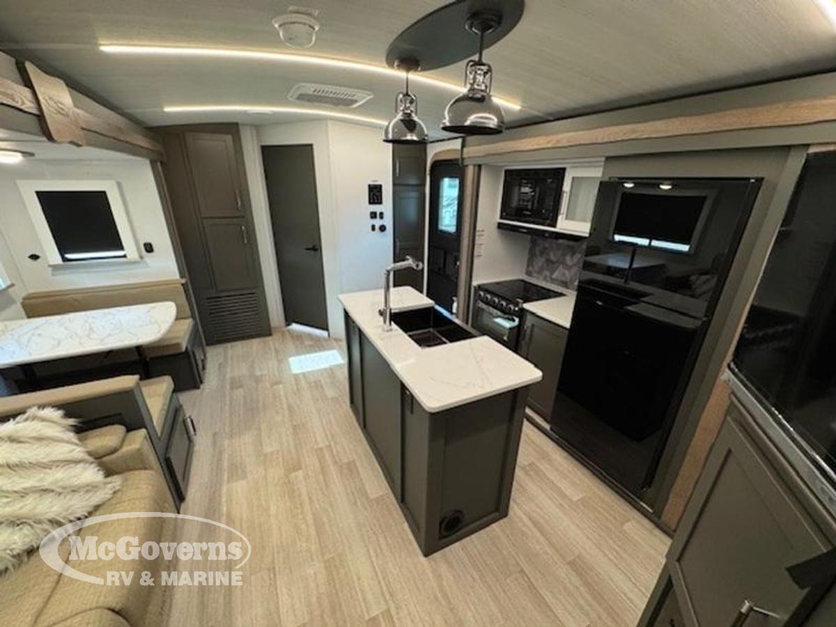 2025 Keystone RV Bullet Premium 330BKQ