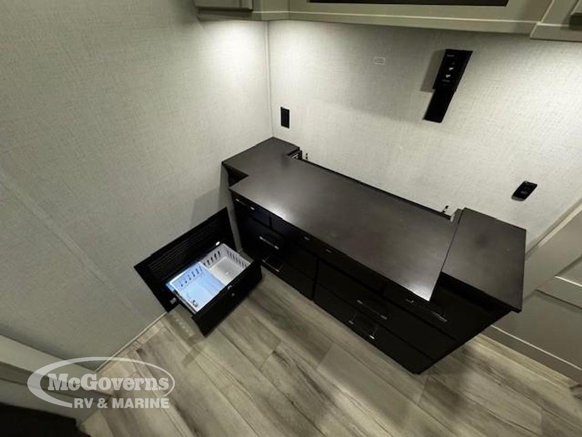 2026 Keystone RV Avalanche 379MB