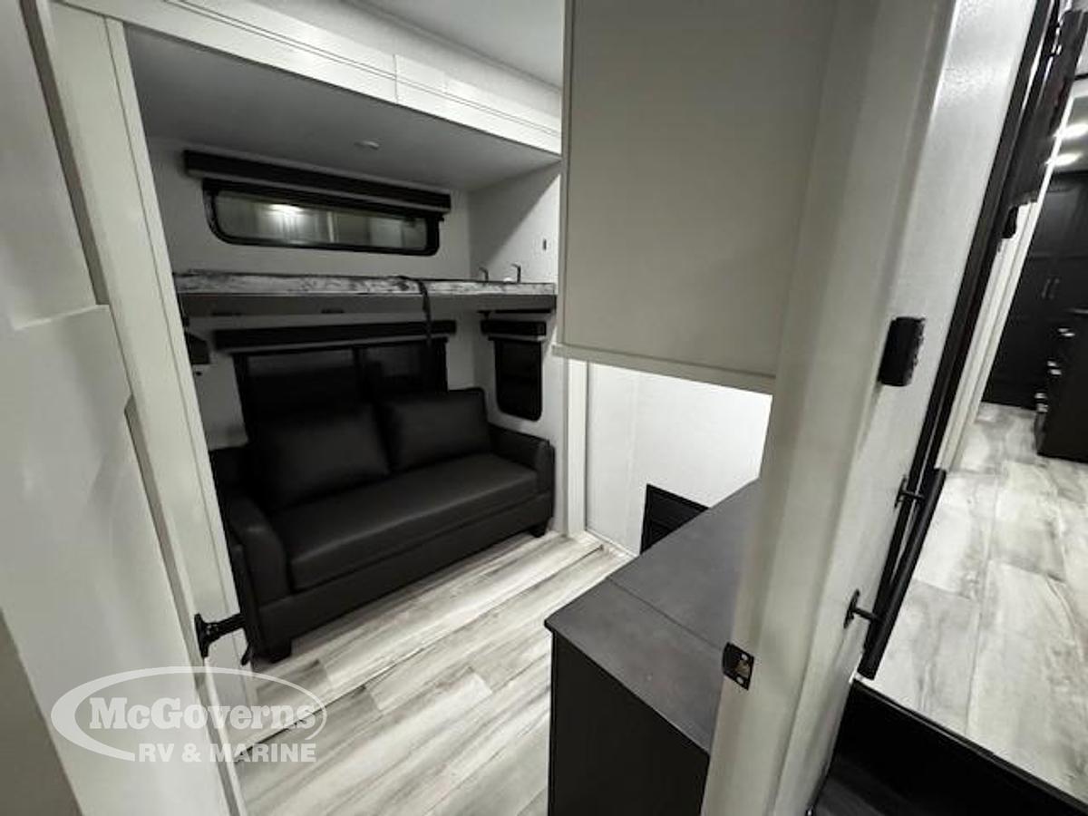 2026 Keystone RV Avalanche 379MB