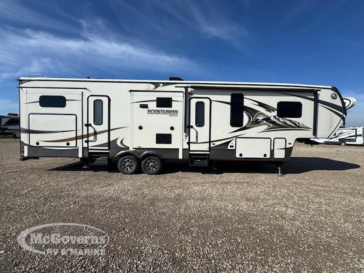 Used 2015 Keystone RV Keystone Mountaineer Mountaineer 356TBF - Dealer Stock