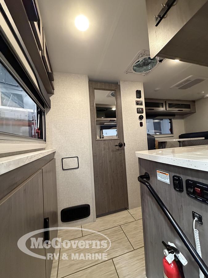 2026 Lance Truck Camper 1191