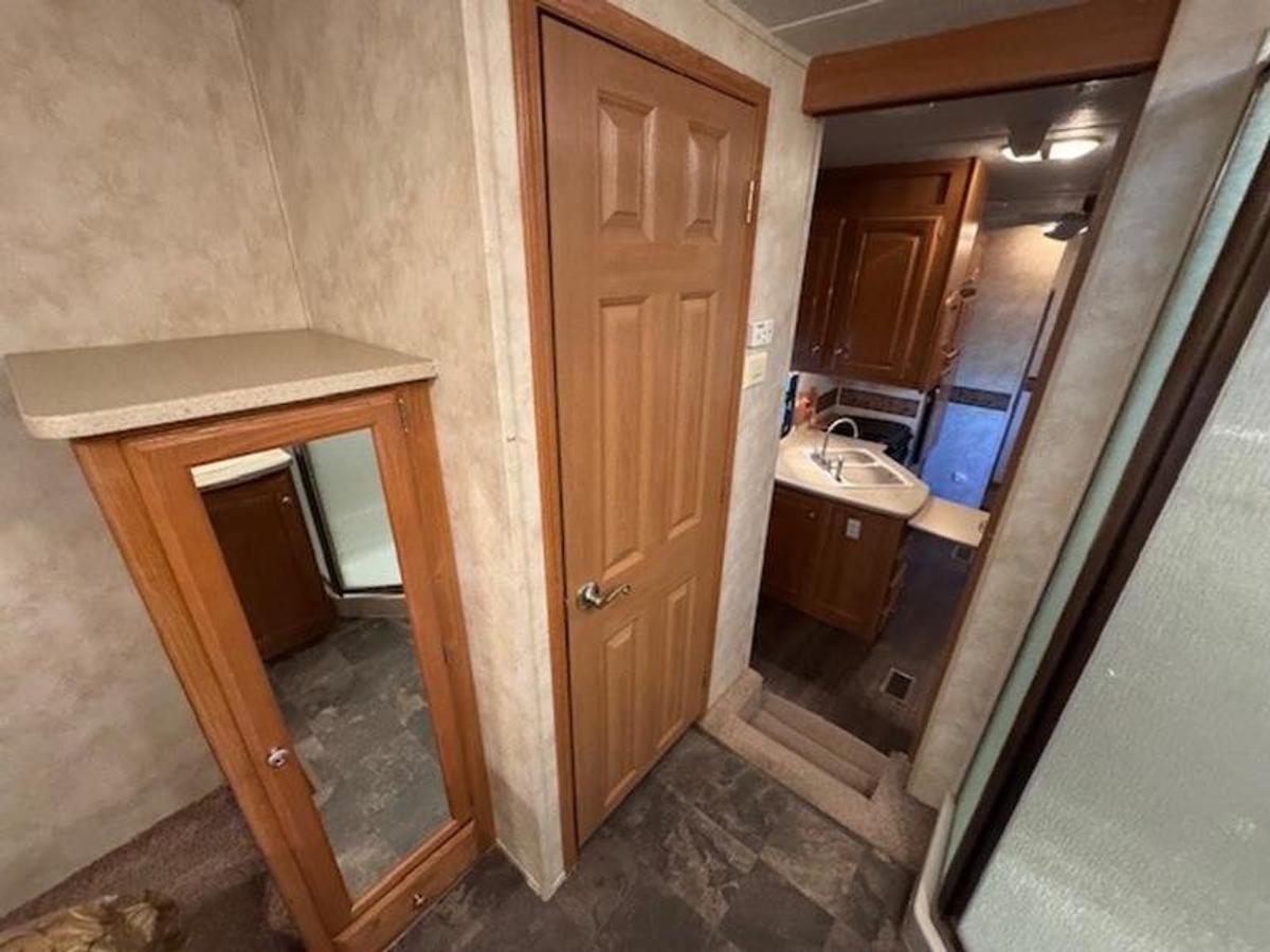 Used 2009 Forest River Palomino Sabre SABRE 31BHDS