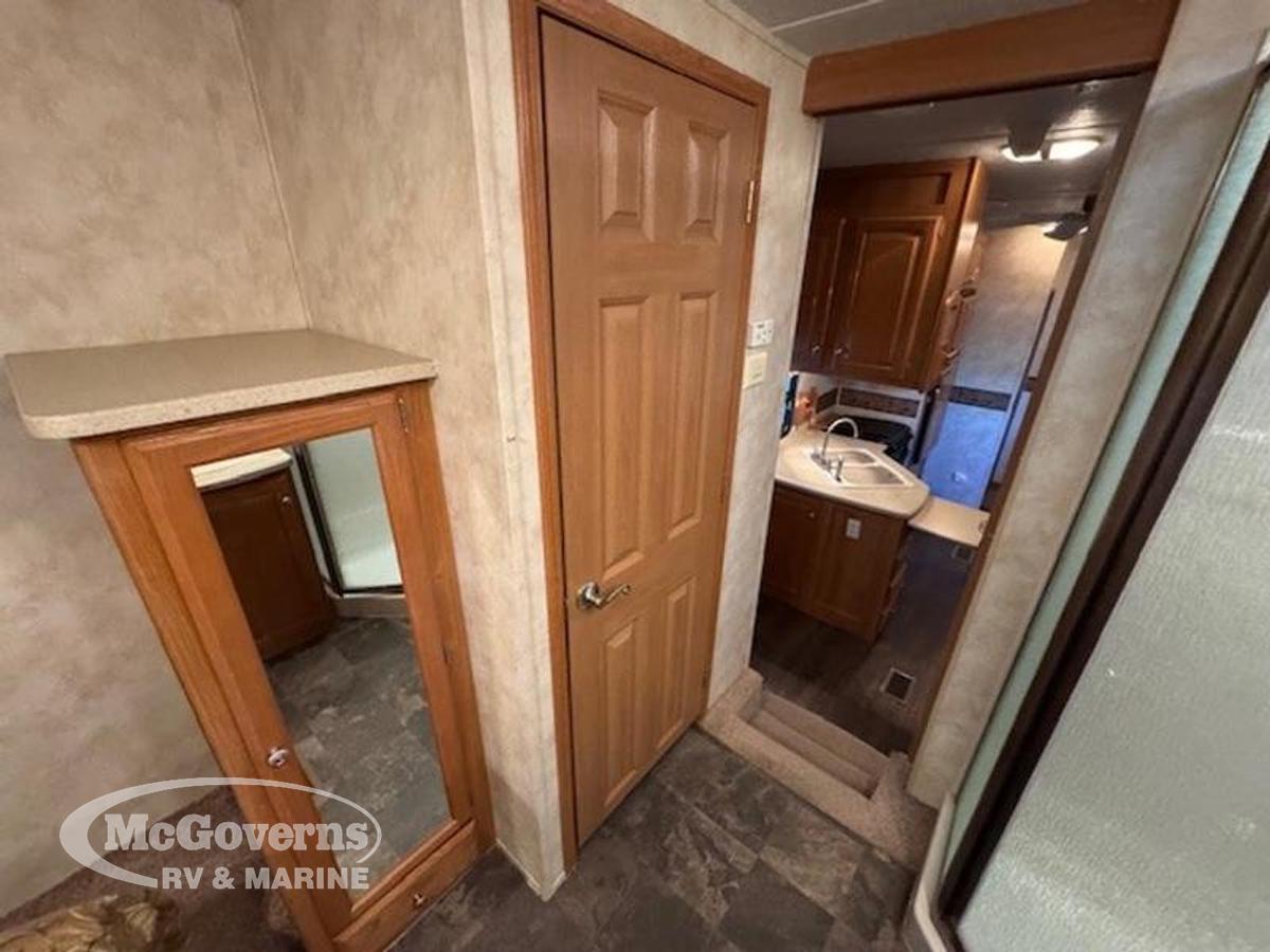 Used 2009 Forest River Palomino Sabre SABRE 31BHDS