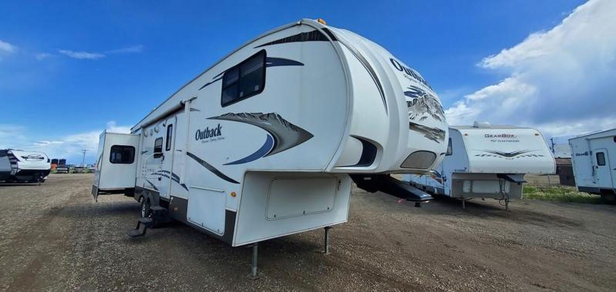 Used 2011 Keystone RV Outback 329FBH