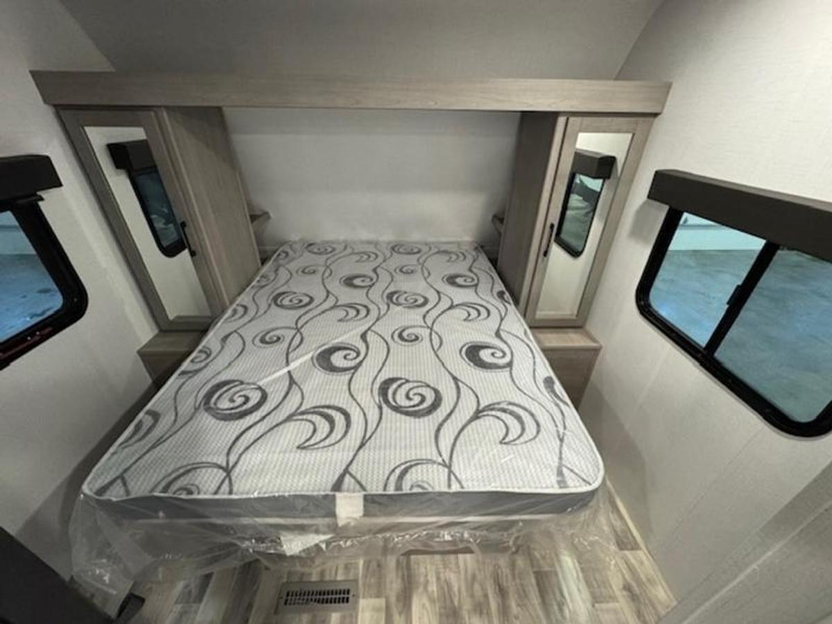 2024 Dutchmen Kodiak SE 27SBH