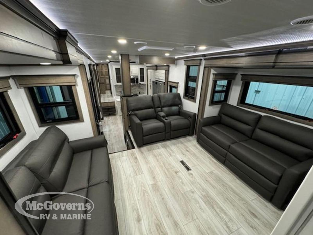 2025 Keystone RV Montana 3941FO