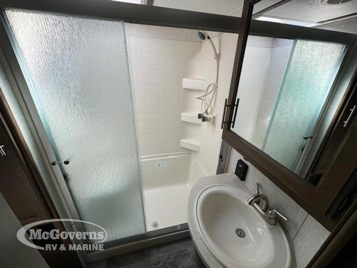 Used 2019 Keystone RV Cougar Half-Ton 30RLS