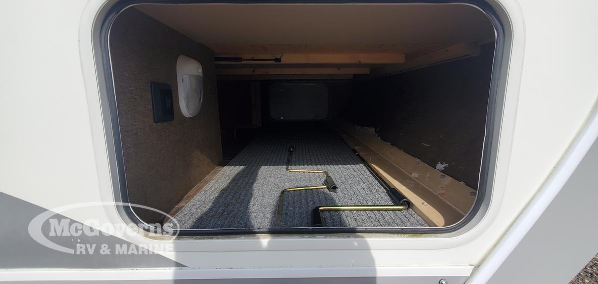 Used 2014 Starcraft RV 244DS