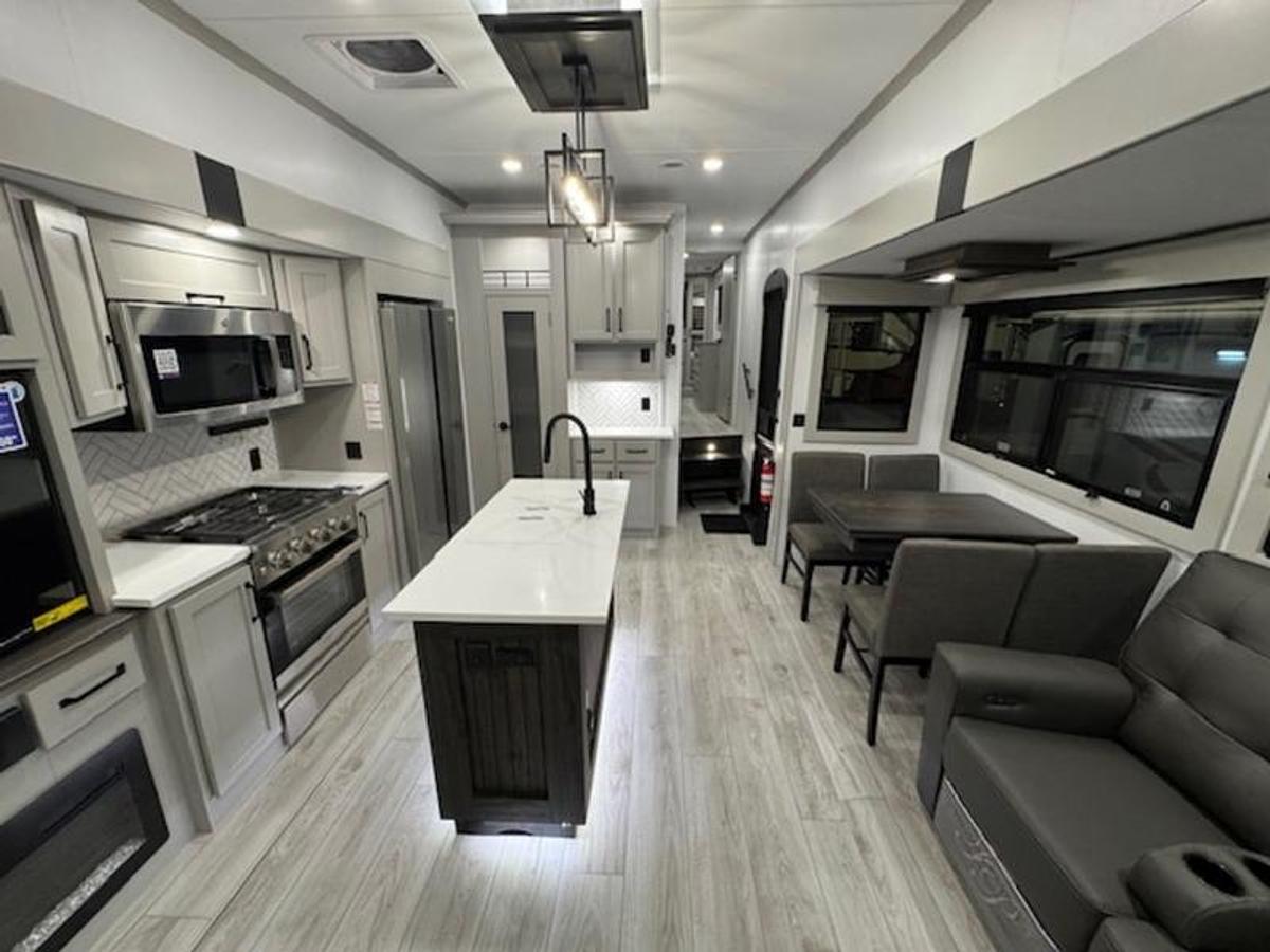 2025 Keystone RV Montana High Country 351BH