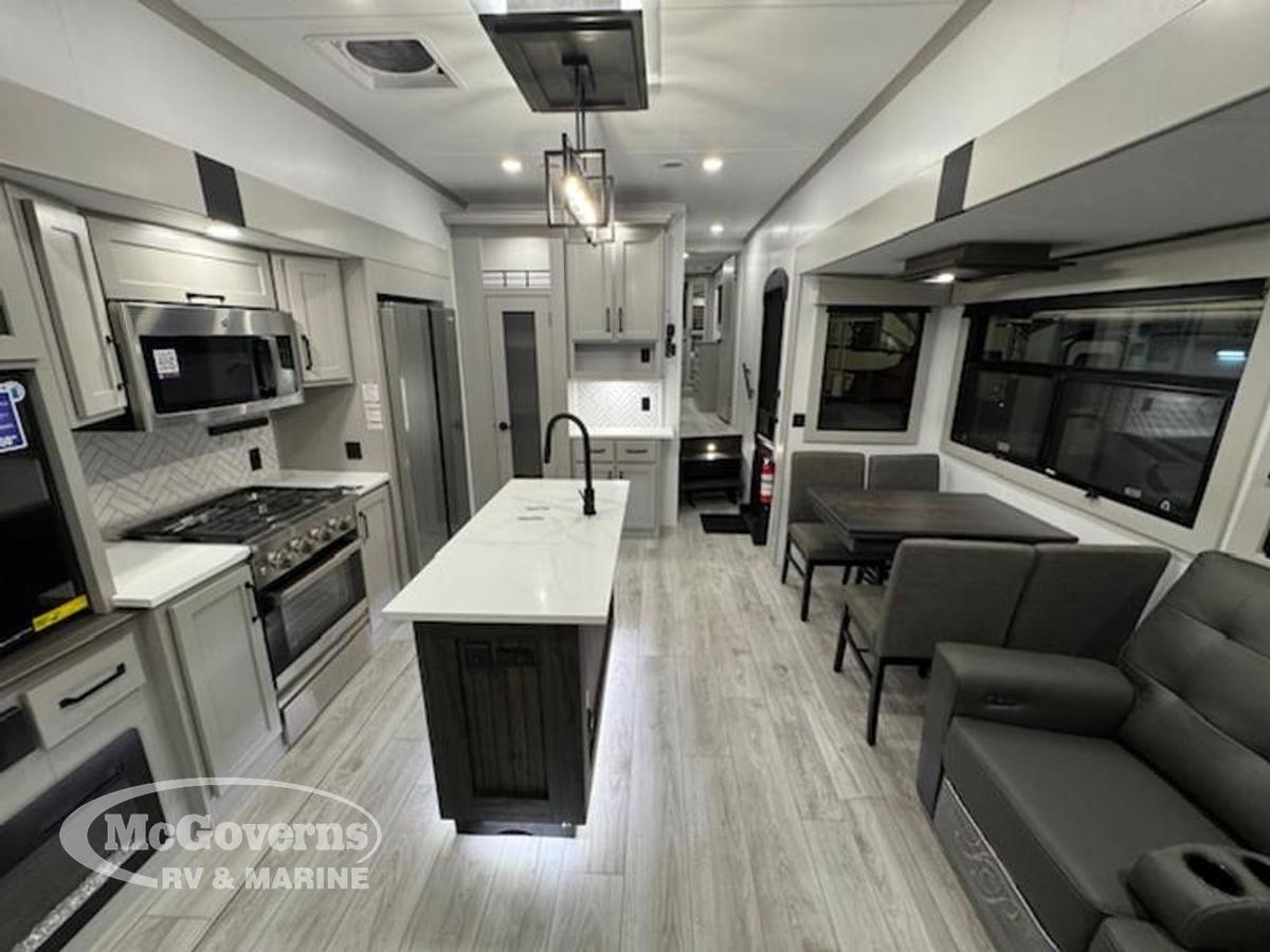 2025 Keystone RV Montana High Country 351BH