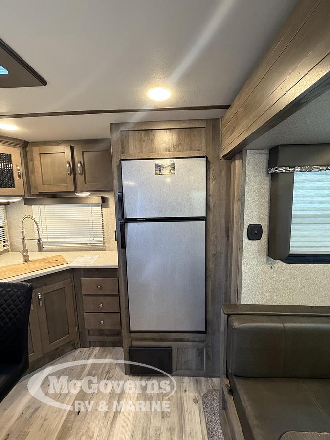 Used 2018 Keystone RV Sprinter 312MLS