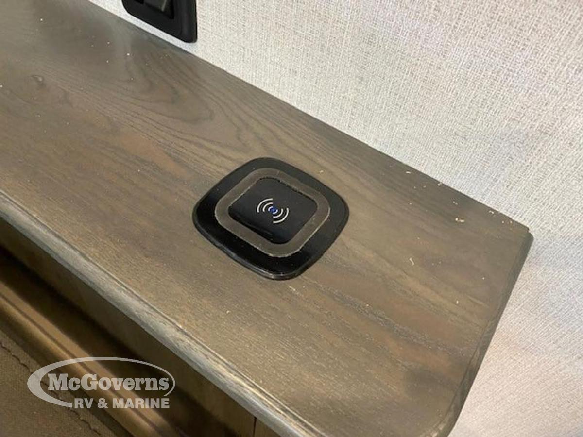 2024 Keystone RV Alpine 3011CK