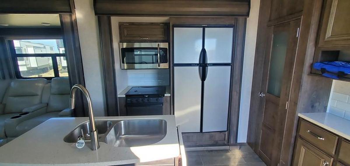 Used 2018 Keystone RV Montana High Country 344RL