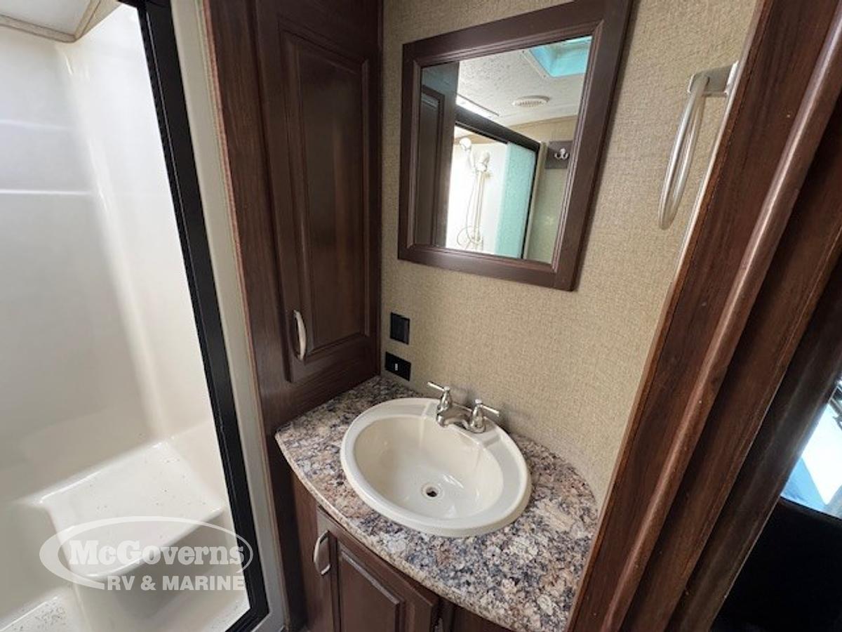 Used 2015 Keystone RV Keystone Mountaineer Mountaineer 356TBF - Dealer Stock