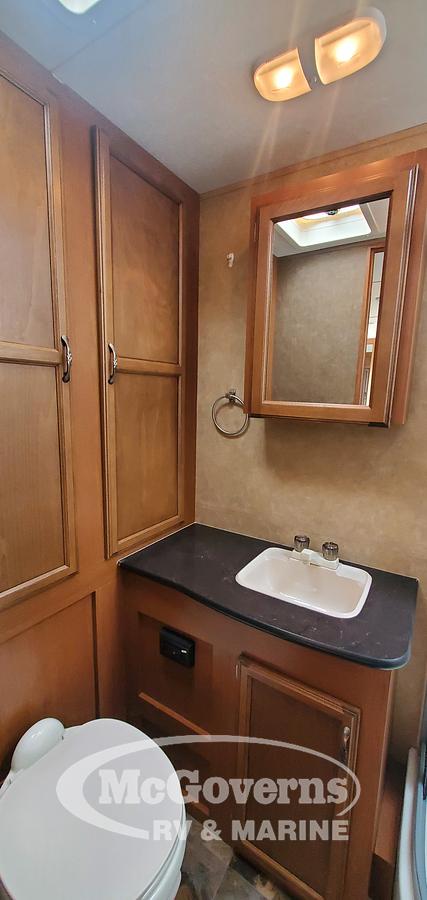 Used 2014 Starcraft RV 244DS