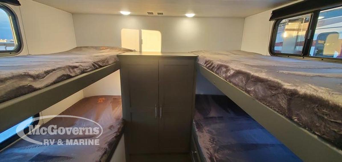 2025 Keystone RV Bullet Classic Travel Trailers 2840QBWE