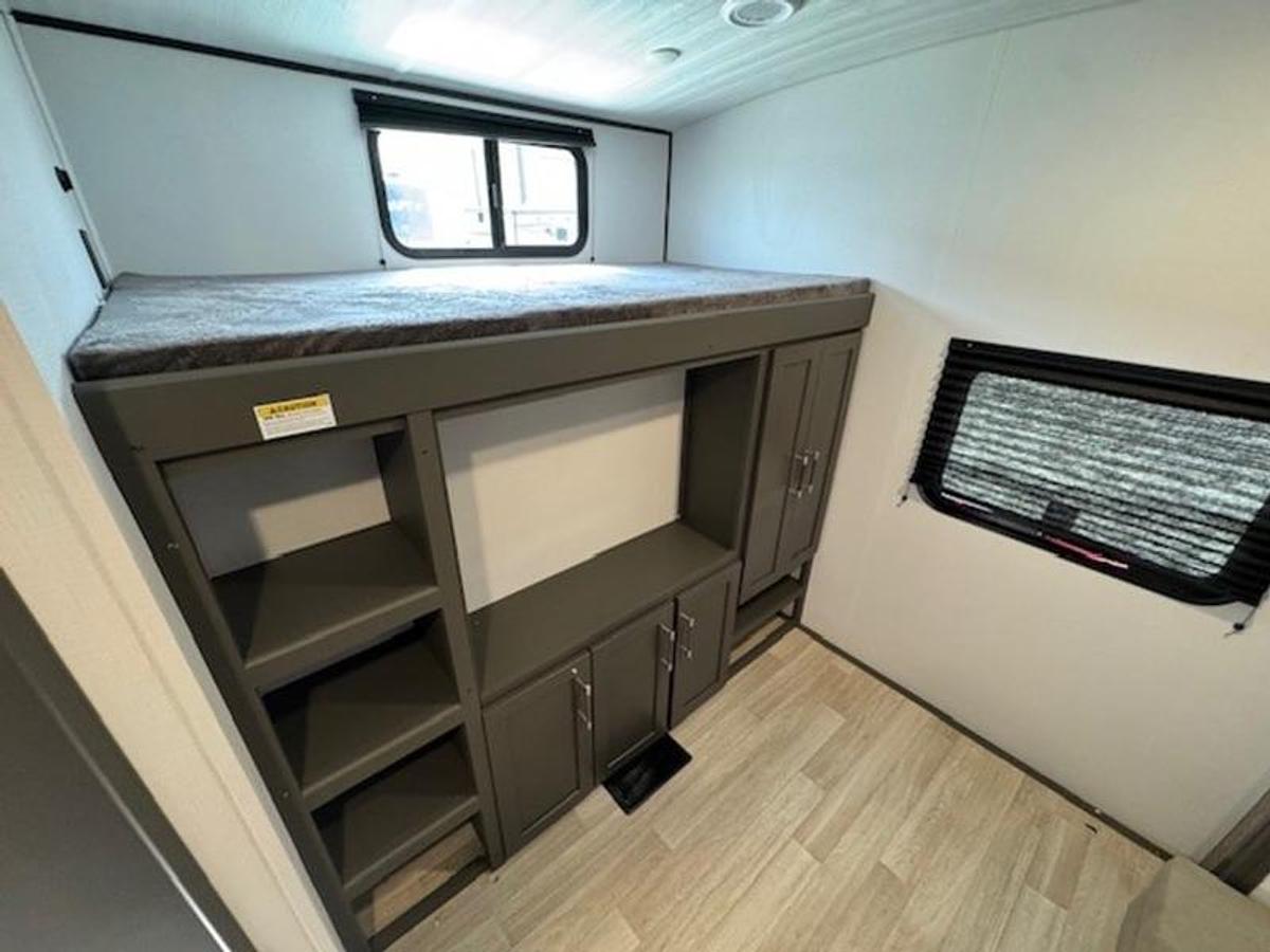 2025 Keystone RV Bullet Premium 330BKQ