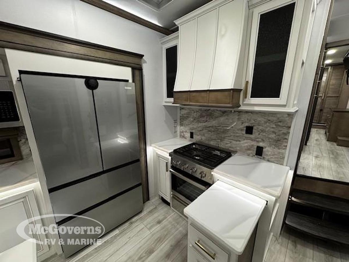 2025 Keystone RV Montana 3231CK