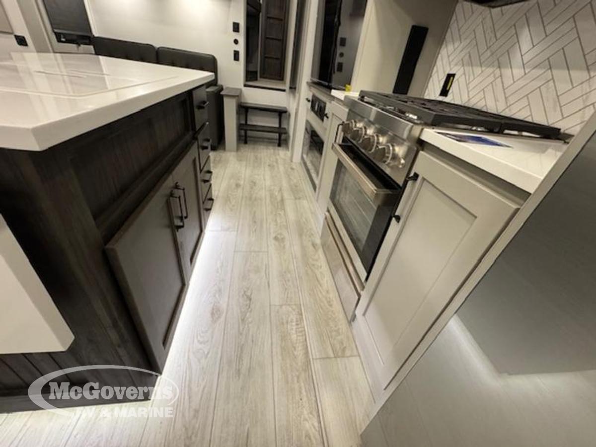 2025 Keystone RV Montana High Country 351BH