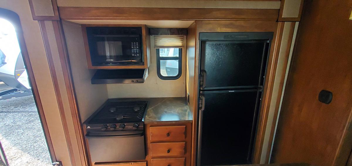 Used 2014 Keystone Sprinter 278BHS