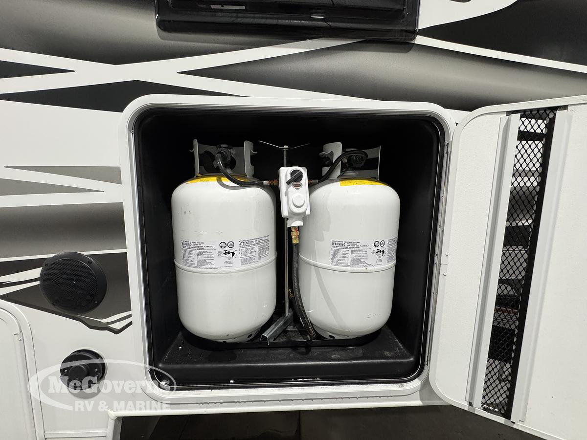 2026 Lance Long Box 1175