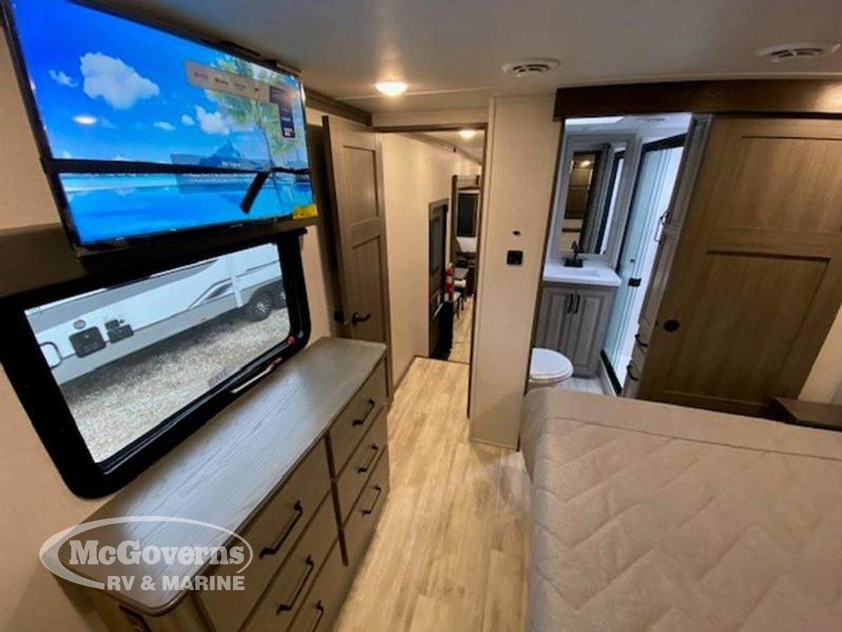 2024 Keystone RV Alpine 3011CK