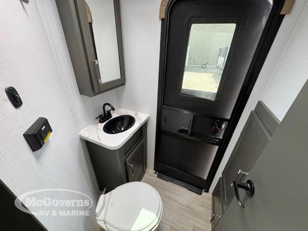 2025 Keystone RV Bullet Premium 330BKQ