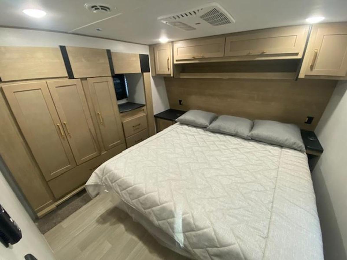 2024 Keystone RV Carbon 358