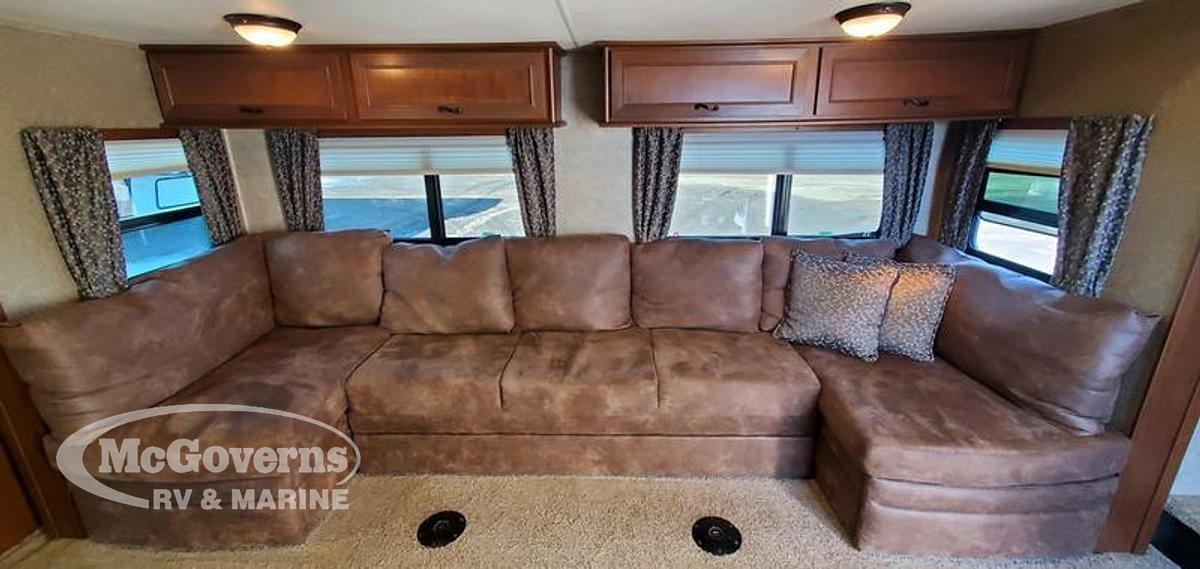 Used 2015 Highland Ridge RV  The Light LF315BHS