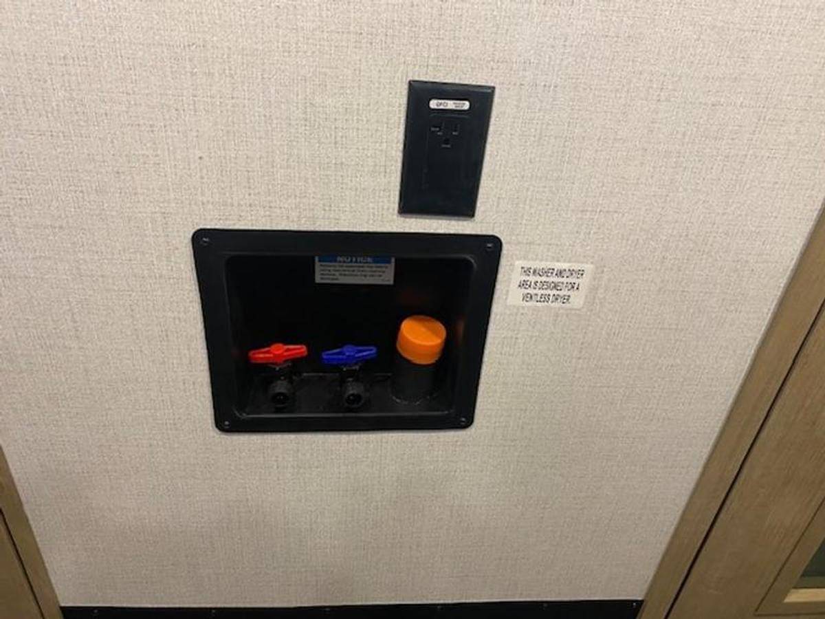 2024 Keystone RV Carbon 358