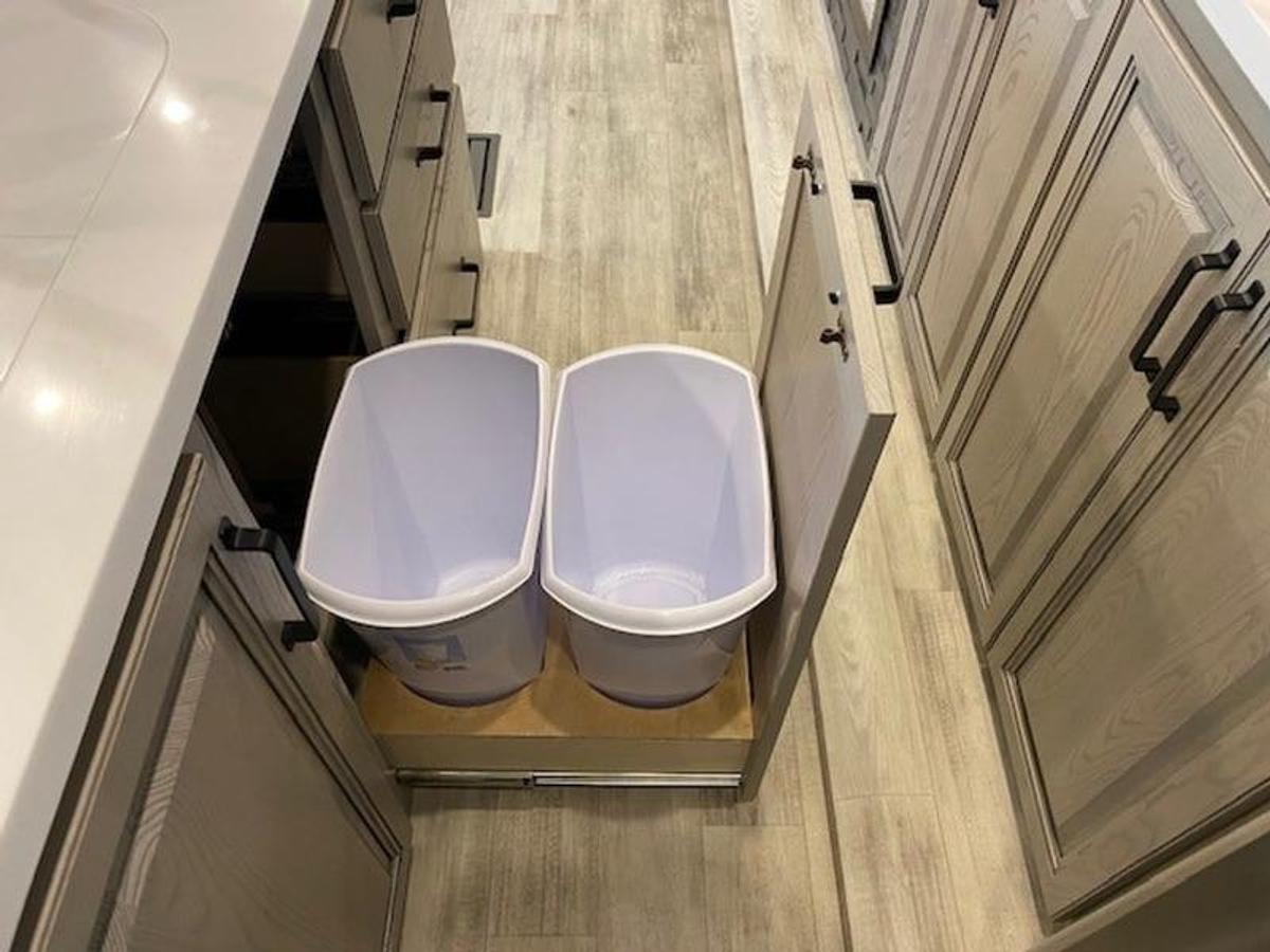 2024 Keystone RV Alpine 3011CK