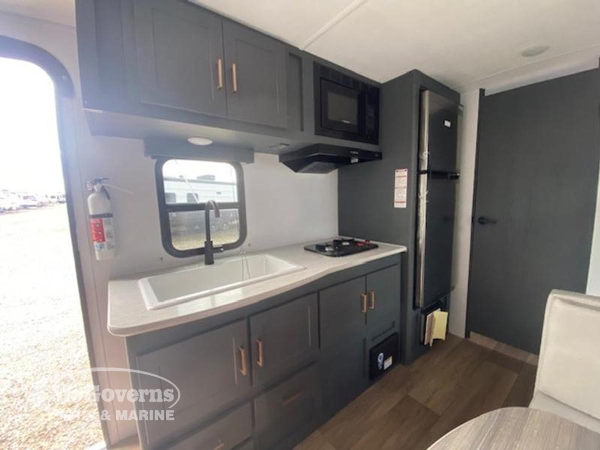 2024 Keystone RV Bullet Crossfire Single 1700BH