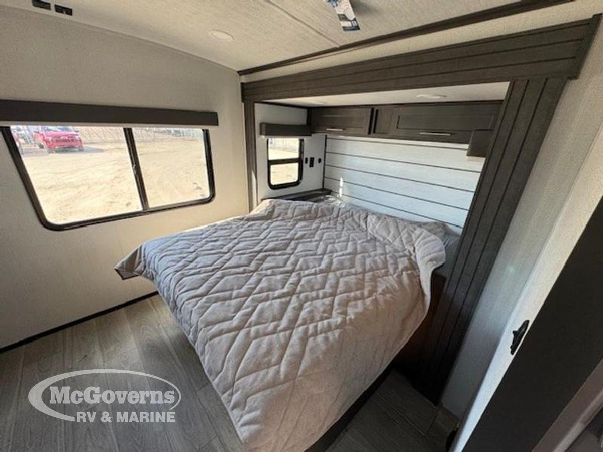 2025 Keystone RV Cougar Half-Ton 25FKDWE