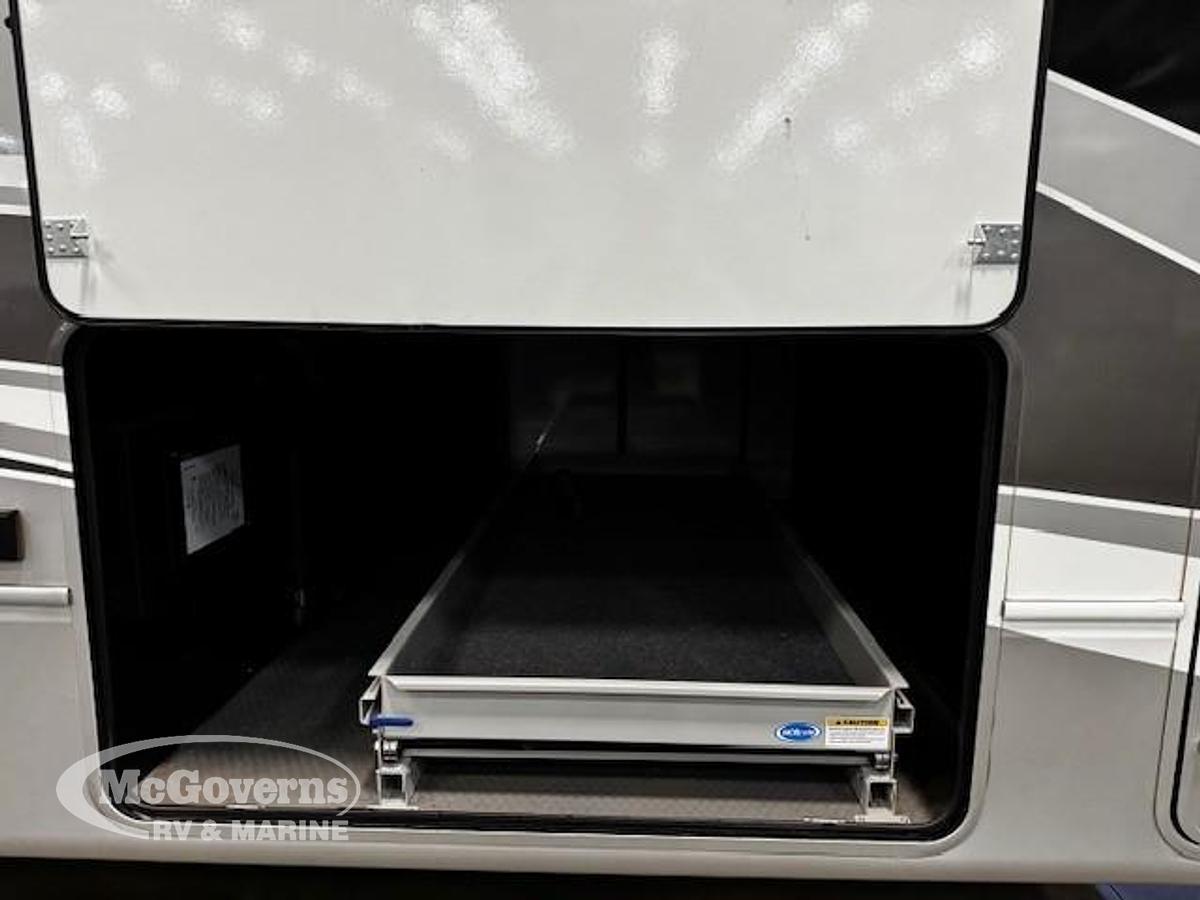 2025 Keystone RV Montana 3231CK