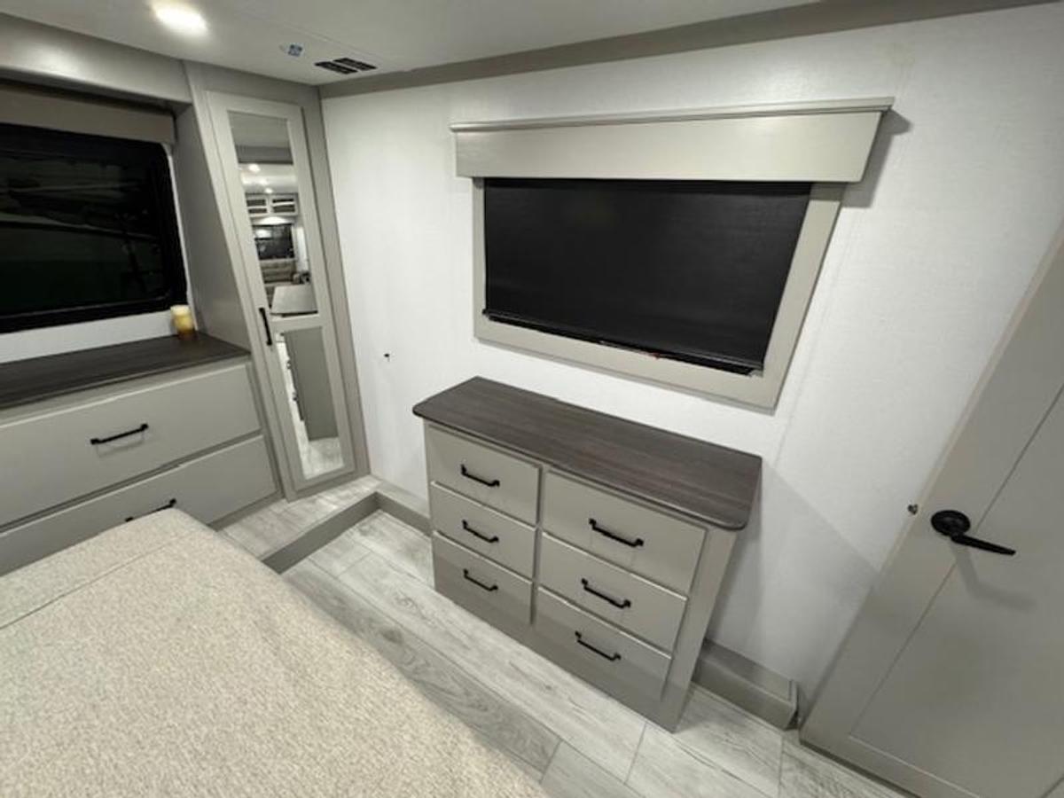 2025 Keystone RV Montana High Country 295RL